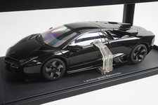 1:18 AUTOart 74592 Lamborghini Reventon Black
