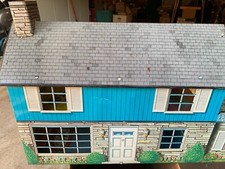 1950's MARX COLONIAL STYLE 2 STORY DOLLHOUSE TIN METAL DOLLHOUSE