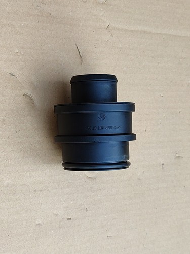 Mercedes Benz w245 B-Klasse Turbolader Däempfer Resonator Ladeluft A6401400687