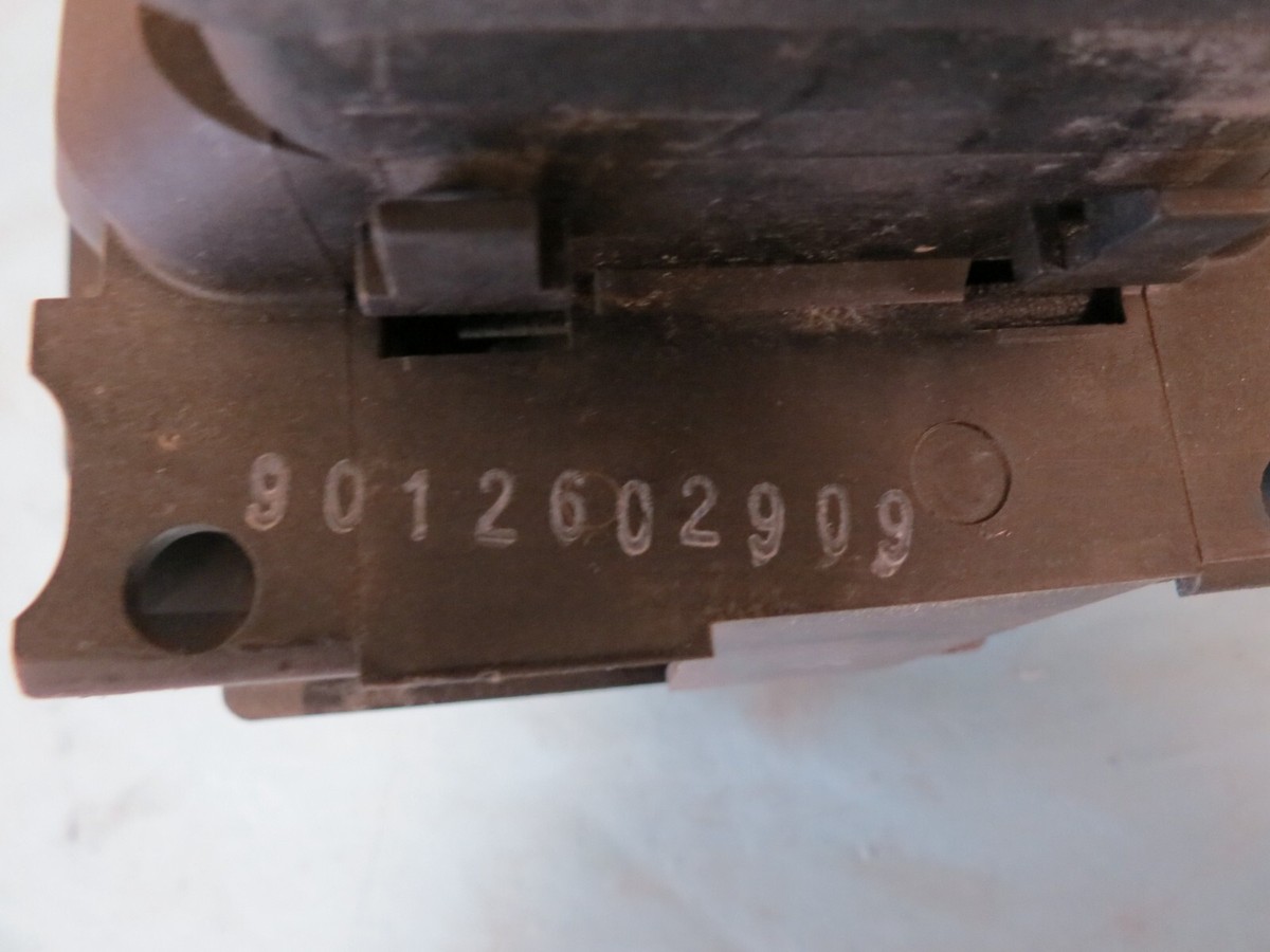 ✓ 02-06 Dodge Sprinter Auto Transmission Floor Gear Selector 