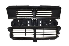 2017-2019 Ford Escape OEM 1.5L Gas Engine Radiator Air Shutter Grille Assembly