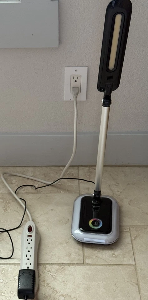 OttLite U10FS Led Desk Lamp With Color Changing Base, A MinorCrack On Backside. - Image 4 of 4