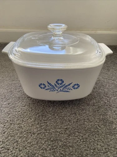 Vintage CorningWare Blue Cornflower 3 Liter Casserole A-3-B Pyrex A-9-C Lid