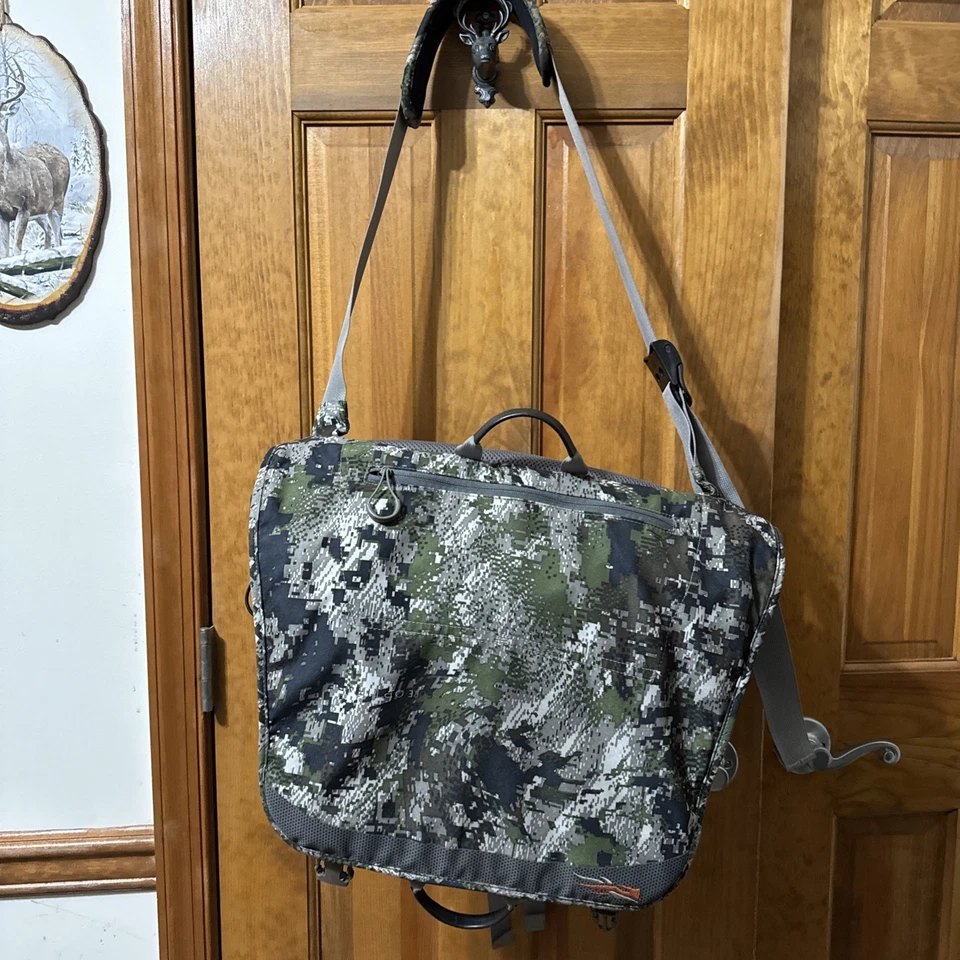 Sitka Forest Tool Box Shoulder Bag - Image 2 of 4