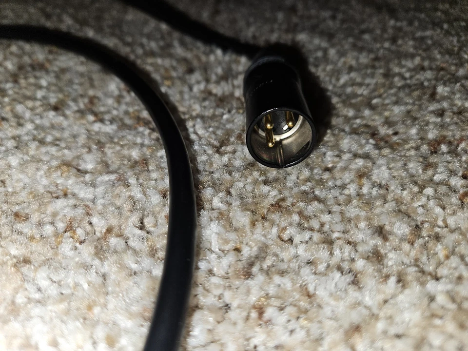 Audio Technica Neutrik NC FXX Female XLR & NC MXX Male XLR Connectors 6 ft - Image 3 of 3