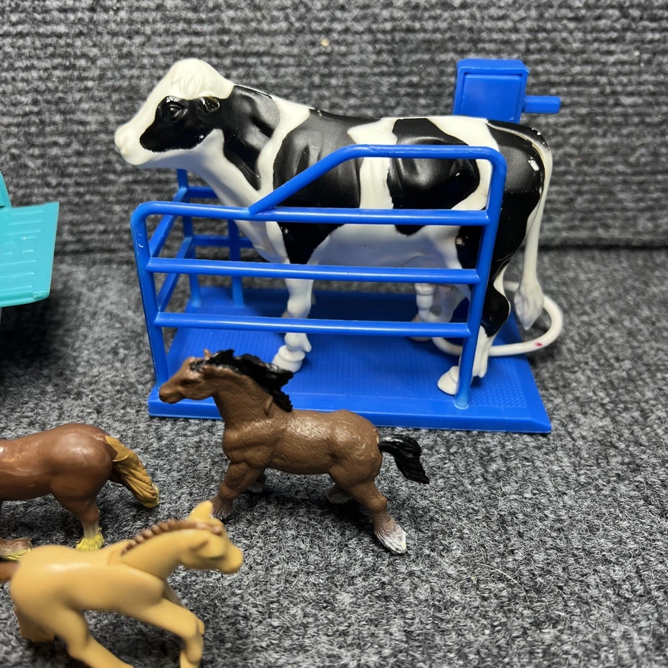 Breyer Teal Truck & NewRay Dairy Cow & Miscellaneous Horses - Safari Playmobil - Image 2 of 4