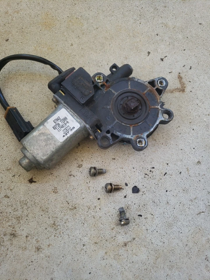 2000 - 2004 年日产 Xterra Windoq 调节器电机 Oem 82730-7Z006 已测试 — 第 2/2 张图片