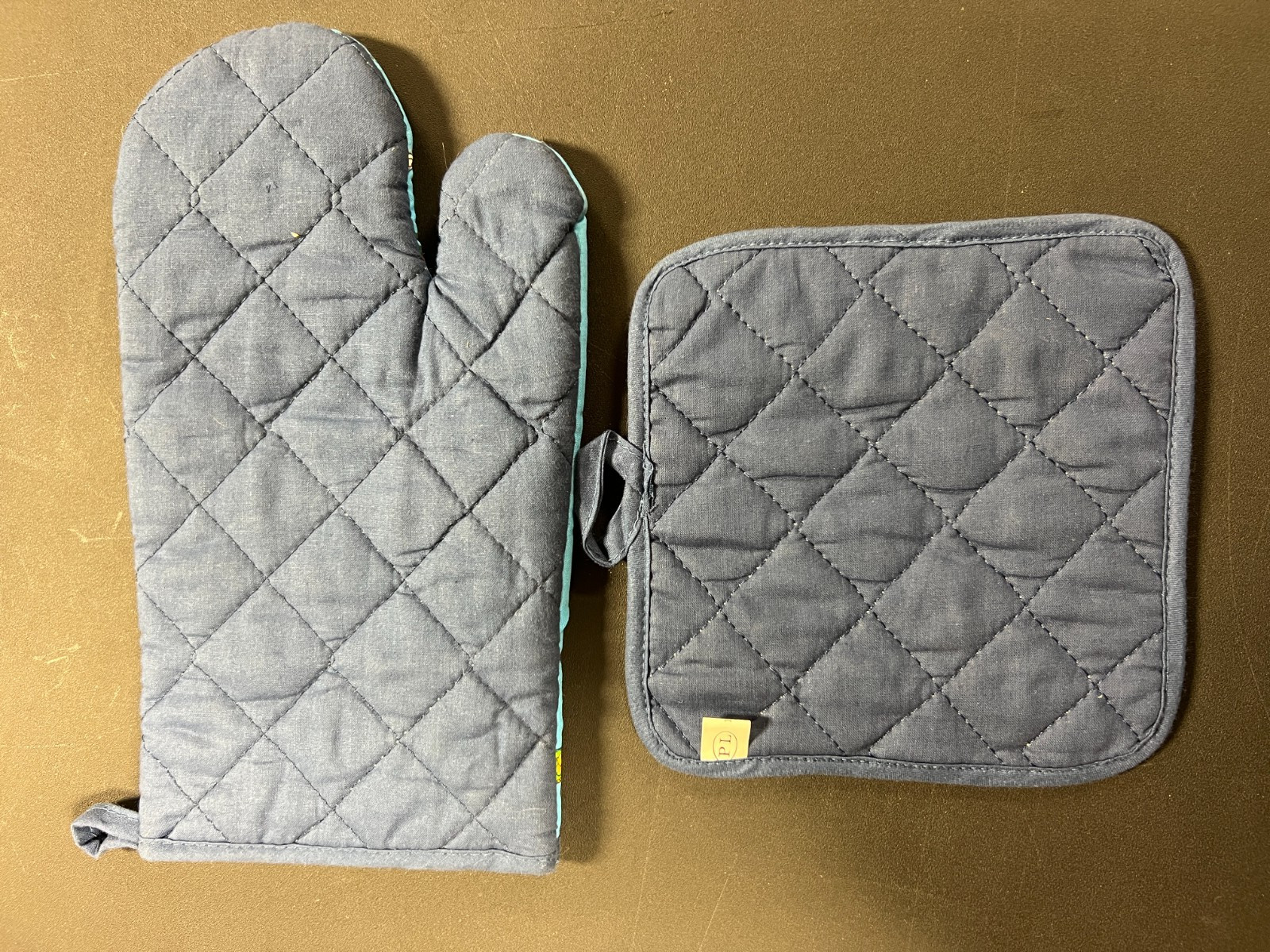 Sicily Souvenir Sicilia Apron,Mitt, Pot Holder & 4  VTG  Italian Cook Books