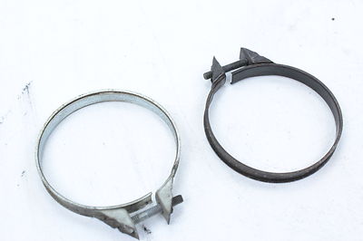 02-03 SUZUKI DL-1000 V-STROM OEM INTAKE AIBOX CLAMPS