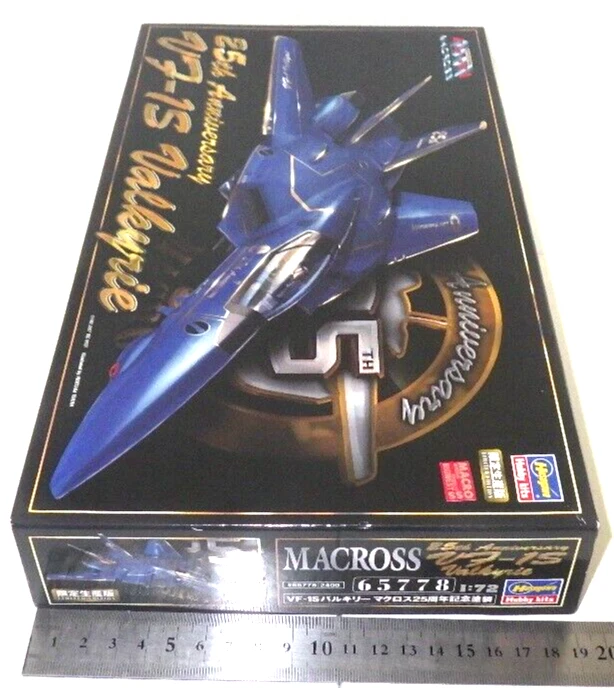 Macross 25th VF-1S Valkyrie 1/72 Model Kit Limited Edition Hasegawa New Rare JP - Image 4 of 4