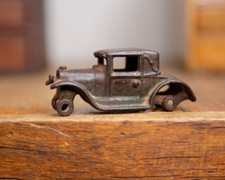 Antique Arcade Cast Iron Ford Model T Toy Automobile Original vintage parts