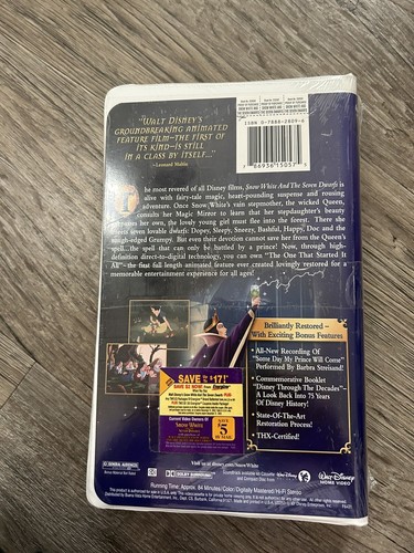 Walt Disney's Snow White and the Seven Dwarfs VHS Platinum Edition #22253 - Picture 2 of 3