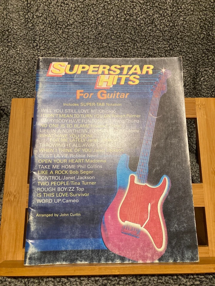 J Curtin Superstar Hits Guitar partition chant guitare tabl. accords ed. Warner - Photo 1/1