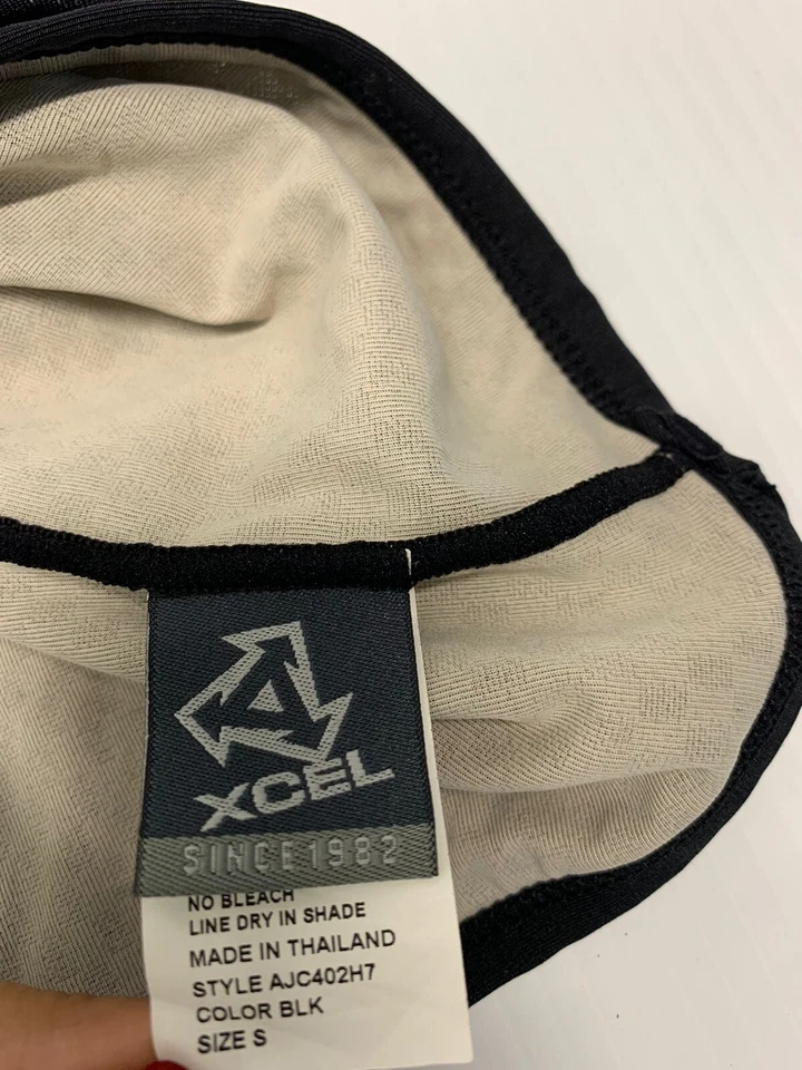 Camiseta sin mangas Xcel Since 1982 natación negra S para hombre A93 Foto 3 de 4