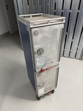 Flugzeugtrolley / Airline Half Size Trolley – original – blau – auf Rollen