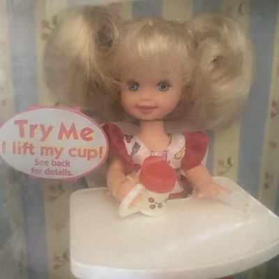 Mattel 1997   ''Eatin' Fun Kelly''  Baby Sister of Barbie #18582  New In Box