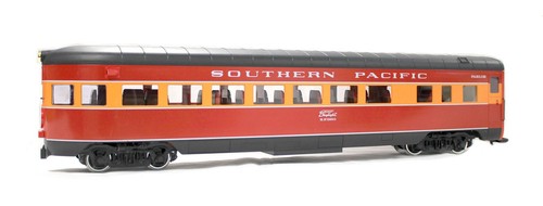 LGB SPUR 'G' 34590 SP ROT/ORANGE 'DAYLIGHT' SP2950 STROMLINIEN-AUSSICHTSWAGEN | Zustand: Used