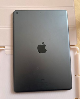 iPad 9. Generation 64GB WiFi Cellular Space Gray Model A2604