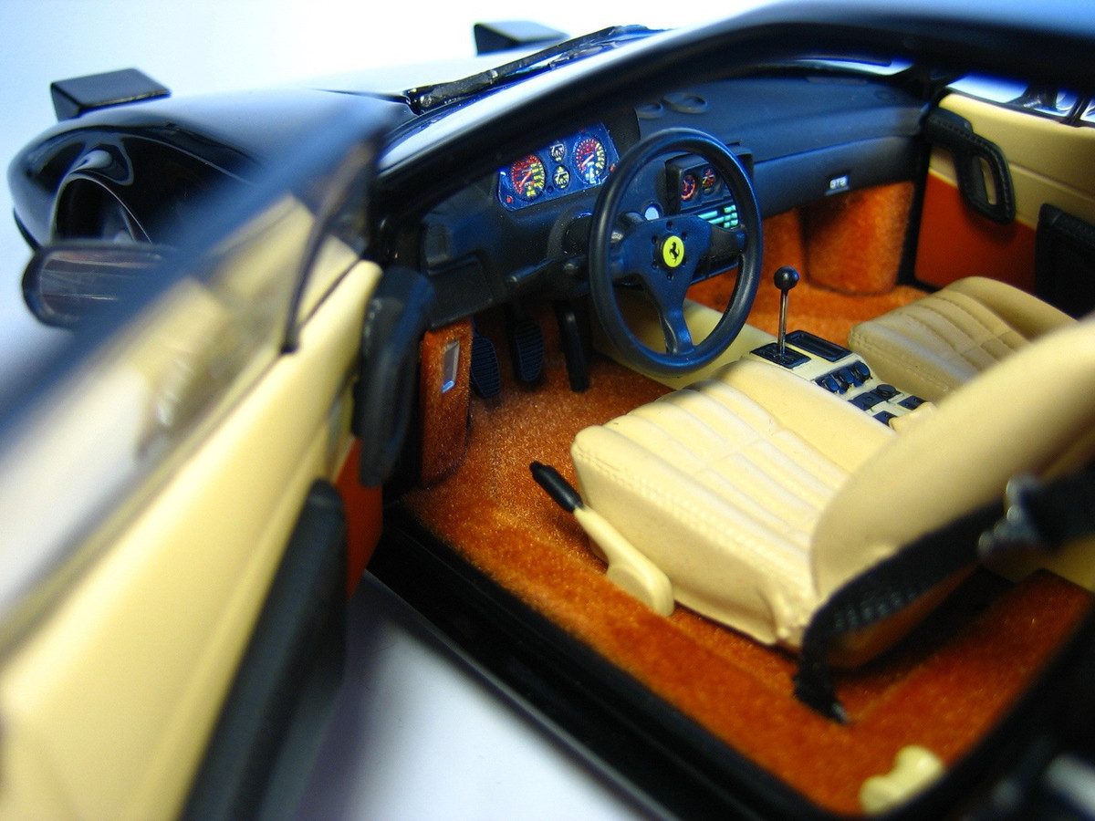 Ferrari 328 GTB Black 1/18 KYOSHO no 308 208 288 GTO GTS Ferrari 328 GTB Black 1/18 KYOSHO no 308 208 288 GTO GTS