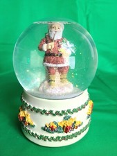 Santa Claus Musical Snow Globe International Resourcing Here Comes Santa 1995 8