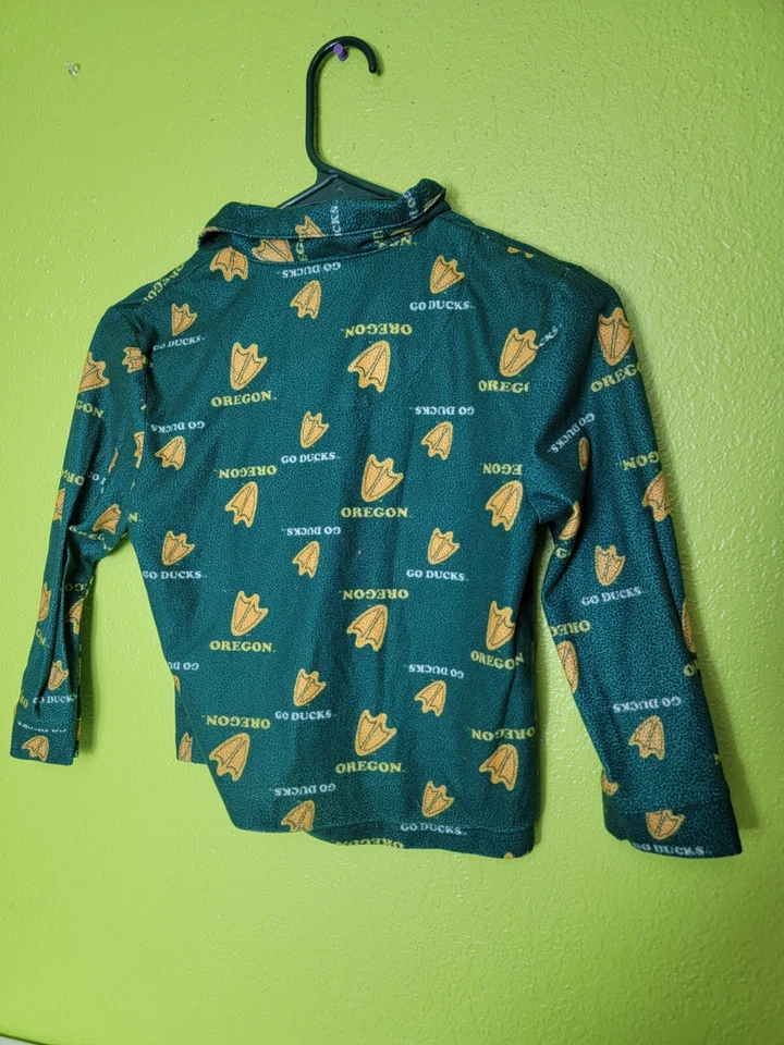 Top pijama Oregon Ducks jóvenes niños UofO verde abotonado talla 7 Foto 2 de 4