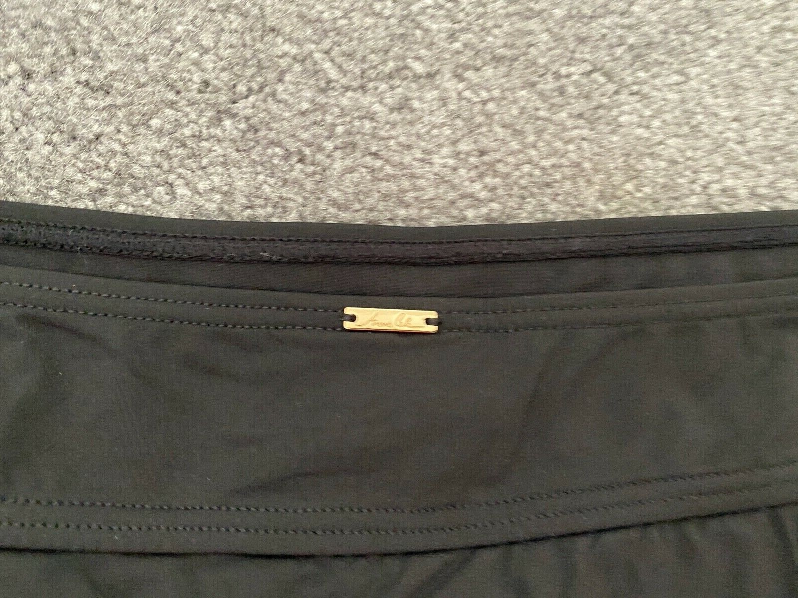 Picture 4 of 5