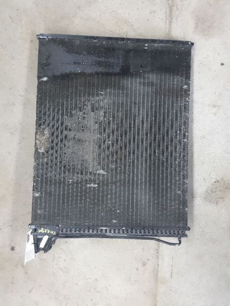 AC Condenser Fits 97-03 FORD E150 VAN 195473