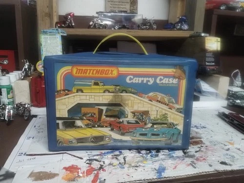 Vintage Hot Wheels And Case