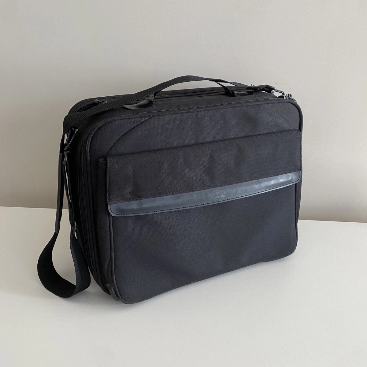 Samsonite XBR 2.0 - Schoudertas M 9,7 inch, 24 cm, 3,5 L, blauw (blauw) : Samsonite Samsonite XBR 2.0 - Schoudertas M 9,7 inch, 24 cm, 3,5 L, blauw (blauw) : Samsonite