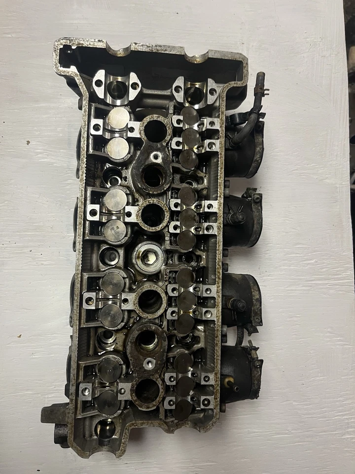 Yamaha RX1 2003 culata con válvulas y seguidores - para piezas - núcleo Foto 2 de 4