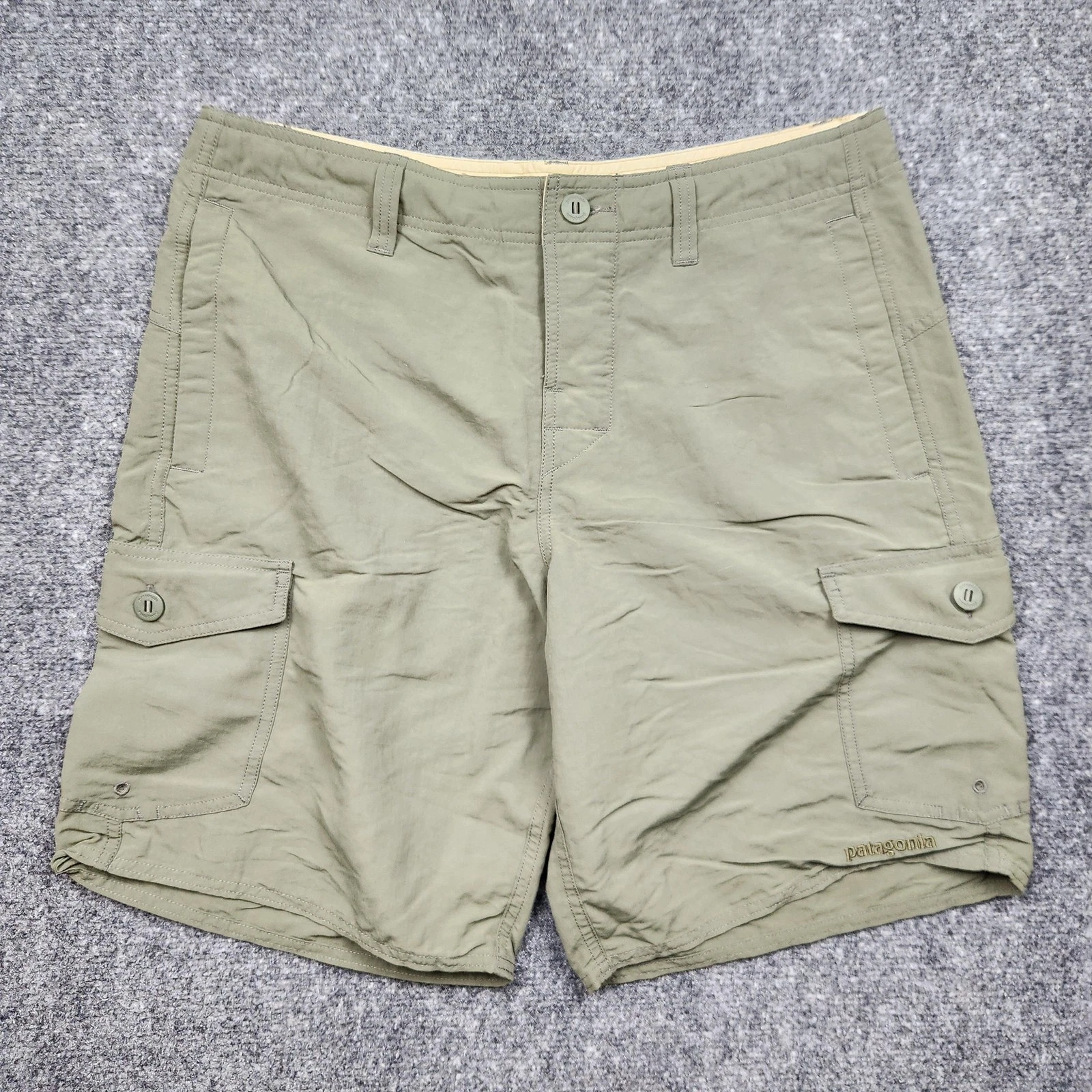 Patagonia Wavefarer Cargo Shorts Mens 32 9" Green Nylon Hiking Outdoor