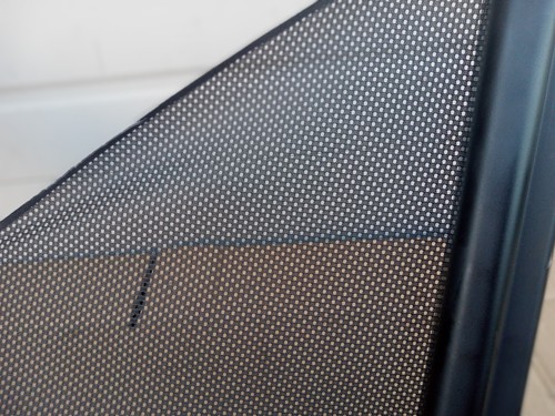 2001 2002 2003 2004 2005 2006 LEXUS LS430 QUARTER GLASS SUNSHADE SCREEN UL... - Picture 4 of 4