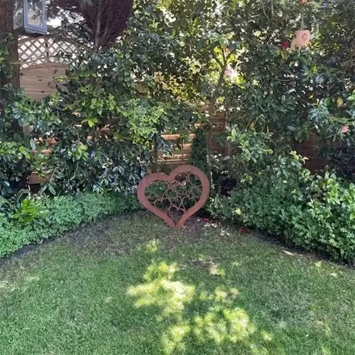Delicate Rusty Stake Heart Rusted Statue for Garden and Home Parterre - Picture 2 of 10