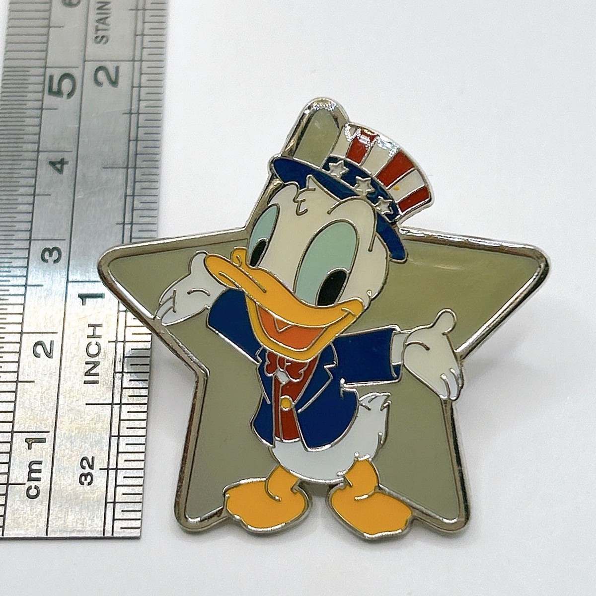 Donald Duck Disney Trading Pin Badge TDR American Flag Hat Game