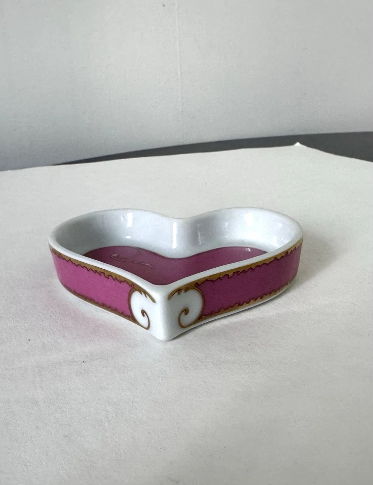 Christian Lacroix Follement mini heart shaped trinket tray pink ceramic 2000s - Image 3 of 4