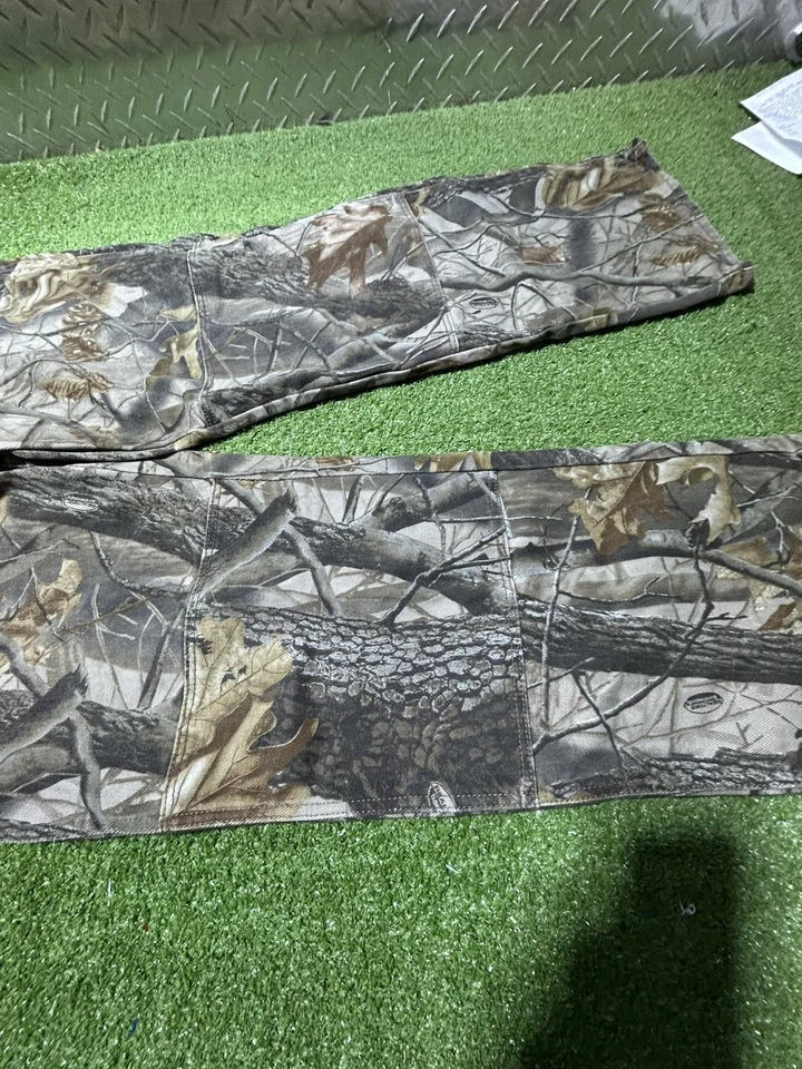 Outfitters Ridge Realtree Hardwoods Print Camo Denim Pants 38x30 Double Knee - Image 2 of 4