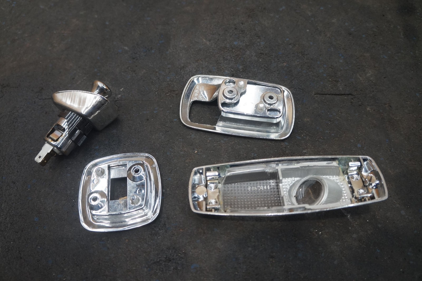 Rear Left Door Panel Chrome Handle Trim Lighter OEM Bentley Turbo R 1991