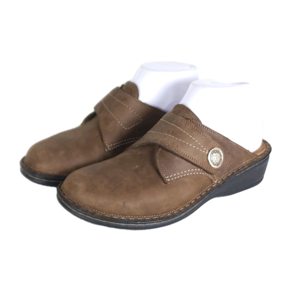 Finn Comfort Brown Comfort Comfort Shoes for Women for sale  display picture 3