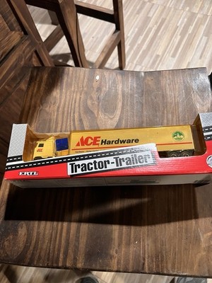NOS ERTL TRACTOR TRAILER ACE HARDWARE 1993 USA MADE 1:64 SCALE IN BOX 