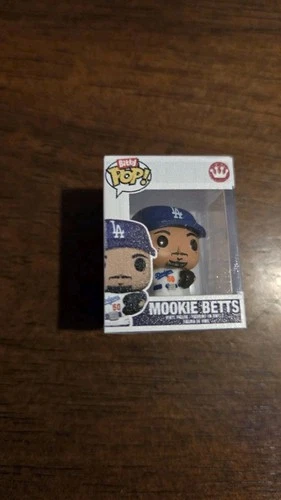MLB Funko Bitty POP LA Dodgers Mookie Betts, NEW-OPEN Capsule