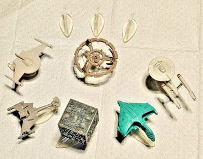 Star Trek Micro Machines Space Ships Collectables 6 Pieces and 3 Extra Stands