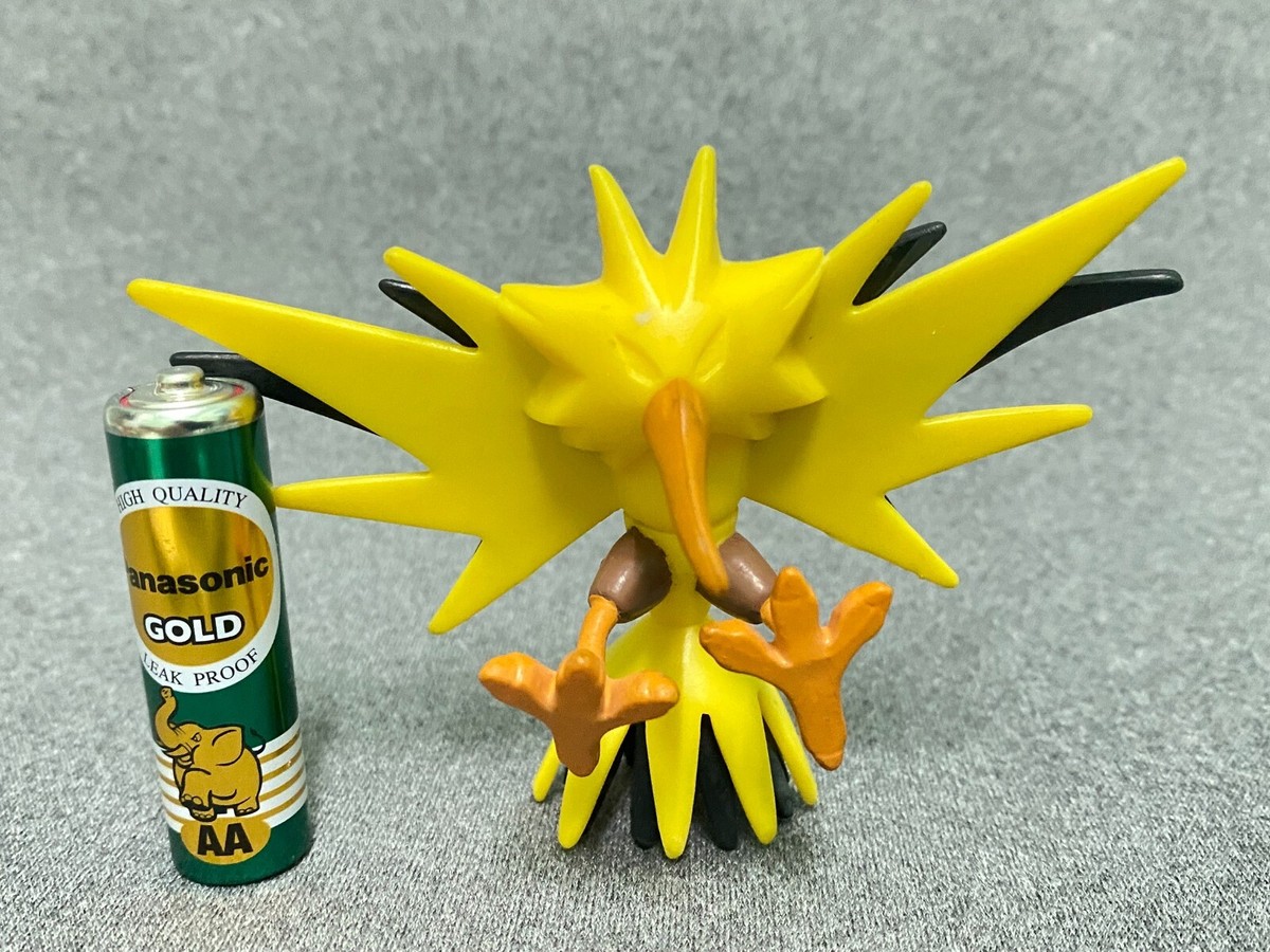 Zapdos 01 Pokemon Monster Figure Nintendo Bandai Action Collection