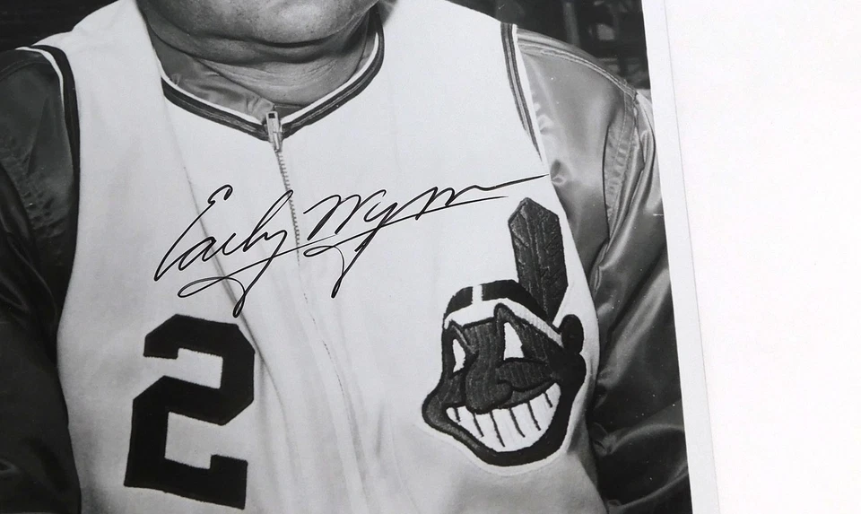 Early Wynn Signed 8 x 10 B&W Photo Indians JSA Auto - Image 2 of 3
