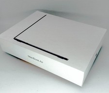 Apple MacBook Air 13,3 z - 512GB SSD - 16GB - Grau - Vorführer - 19% Ust. - DHL