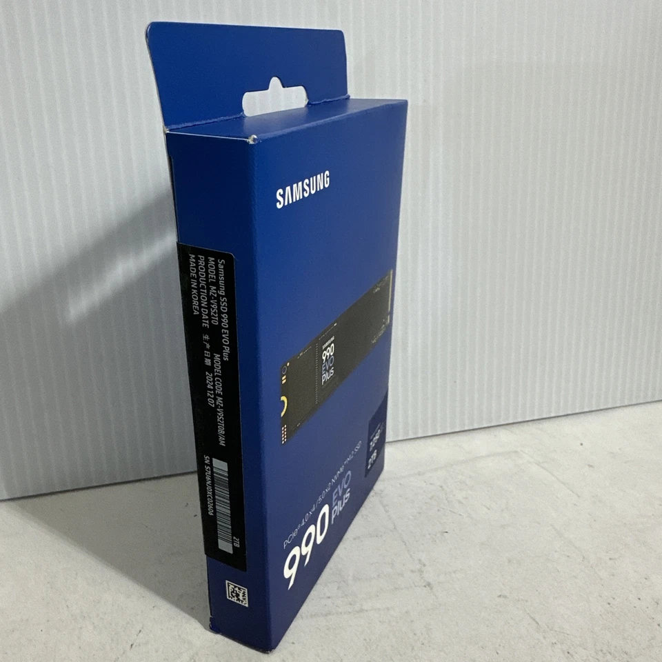 SAMSUNG 990 Plus 2TB SSD PCIe NVMe M.2 Hard Drive MZ-V9S2T0B/AM - Image 4 of 4
