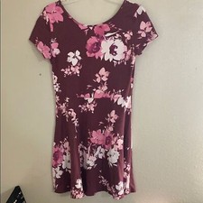 Place Floral Dress with Short Sleeves- Size 10/12