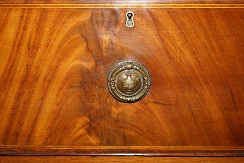 ARMARIO DE PRENSA DE LINO GEORGE III ALREDEDOR DE 1760 GEORGIANO SHERATON NOGAL Y CAOBA - Imagen 24 de 24