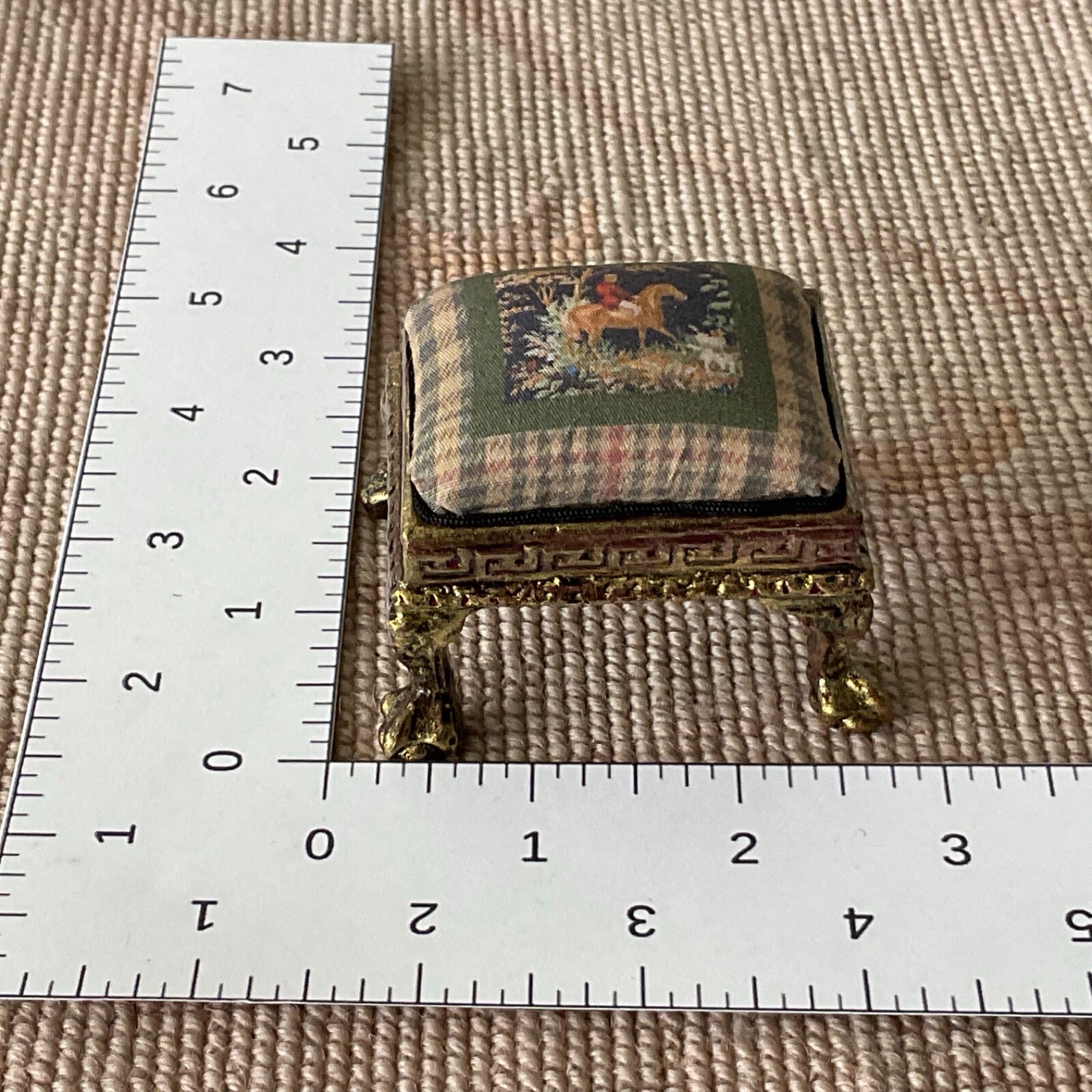 Pat Tyler Dollhouse Miniature Hunt Hassock Bench Stool Ottoman Seat