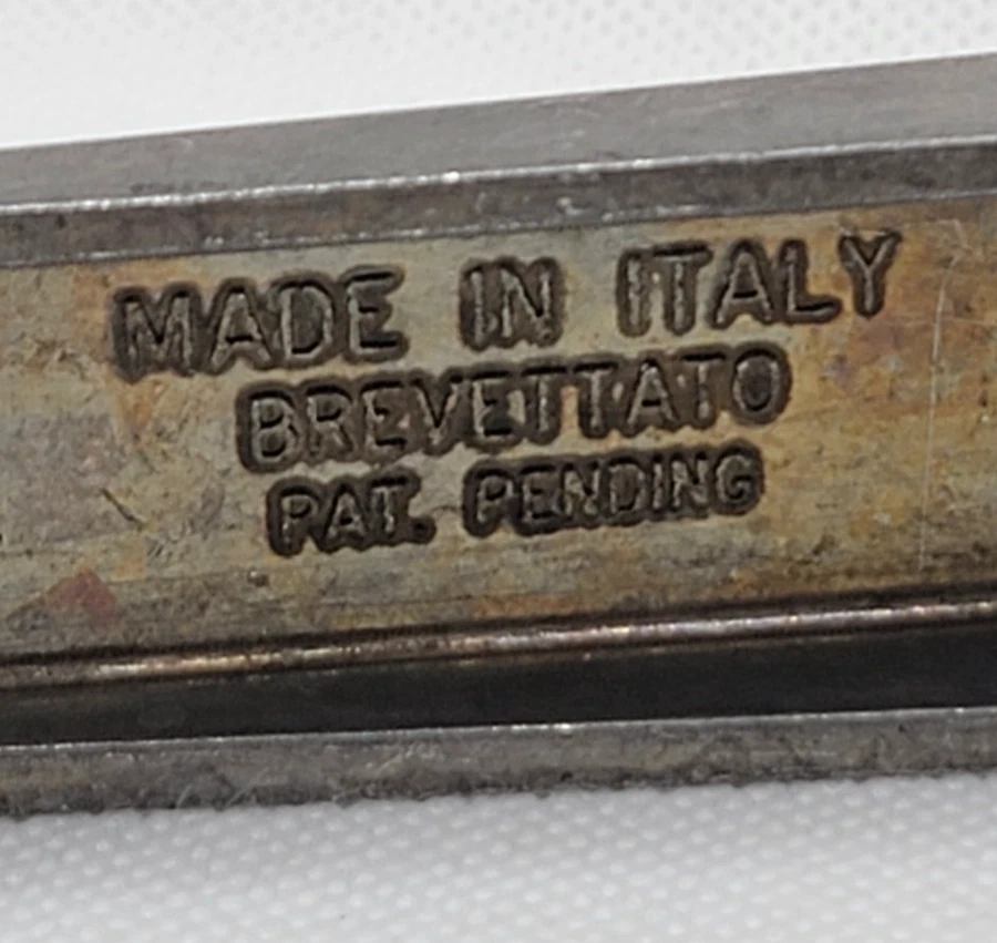 Prensa de ajo de aluminio vintage BREVETTATO - autolimpieza - hecha en Italia Foto 2 de 4