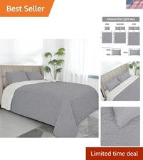 Reversible Full/Queen Quilt Set with 2 Pillow Shams - Damask Gray/Ivory Elegance